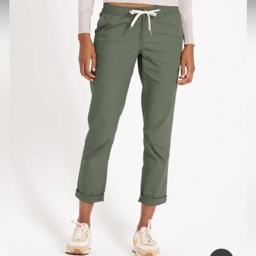 NWT Vuori Women's Ripstop Pants - Fog color